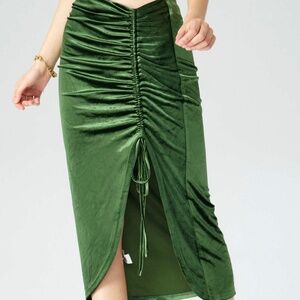 VELVET DRAWSTRING RUCHED MIDI SKIRT